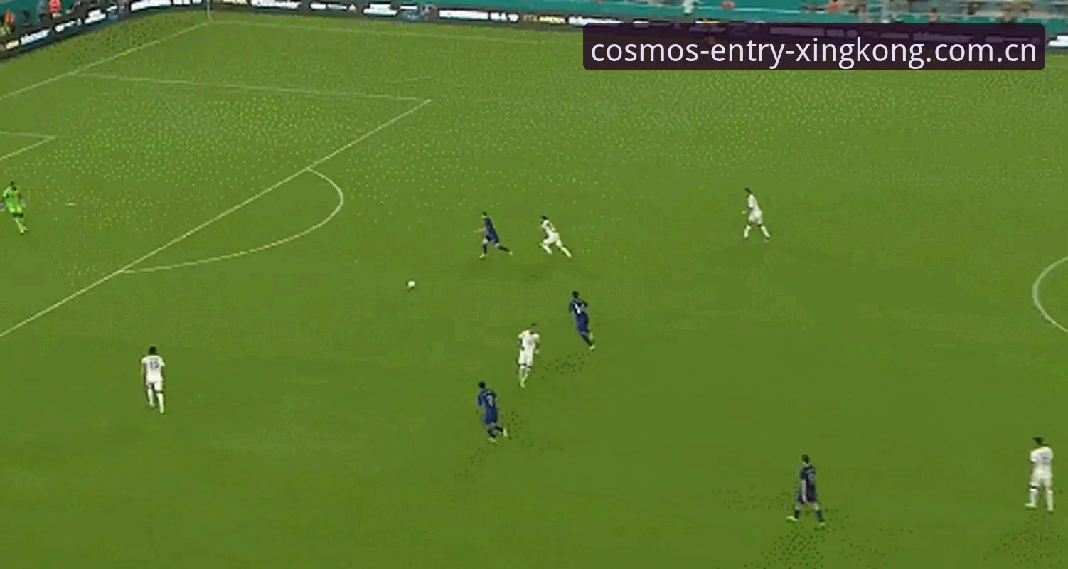 阿根廷2-0洪都拉斯热身赛观察：梅西缺阵下的战术转折点